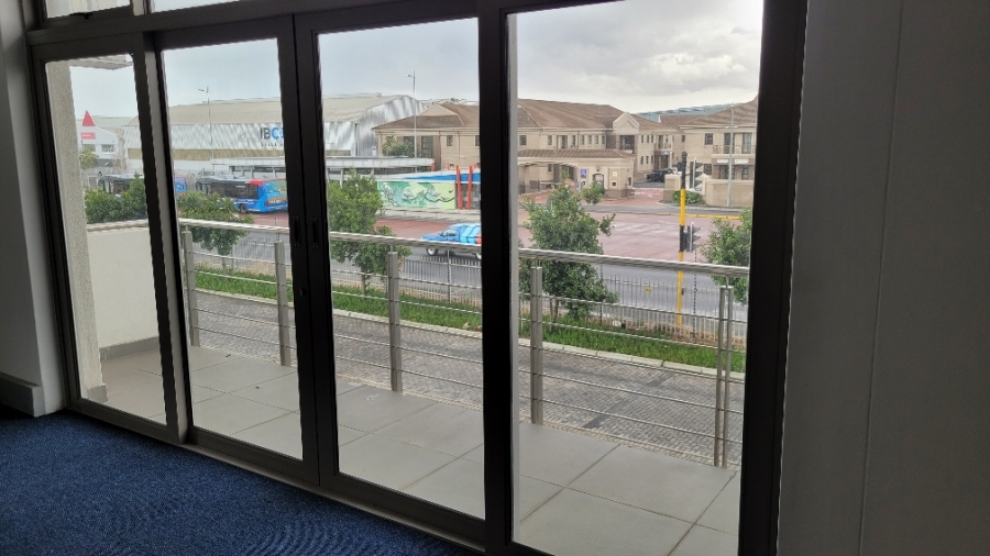 To Let commercial Property for Rent in Montague Gardens Western Cape